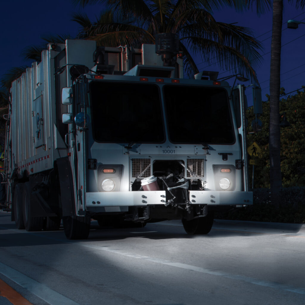 Model 8730 Shallow 7″ Round LED Headlights