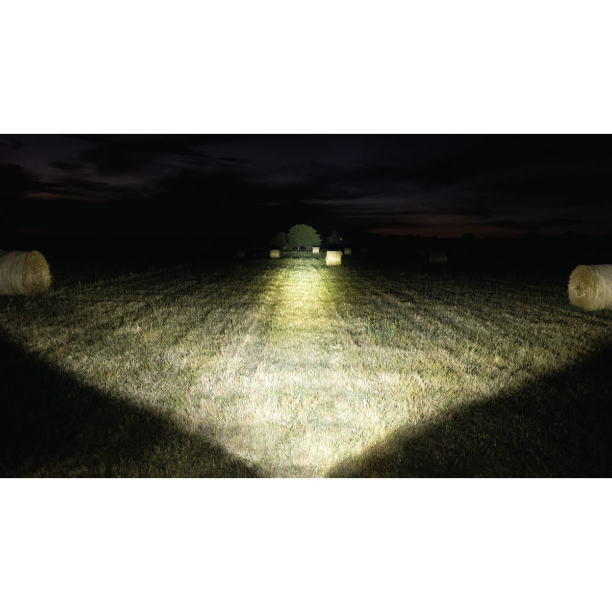 32″ Dual Row LED Light Bar | 11,973 Raw Lumens | Combo Beam