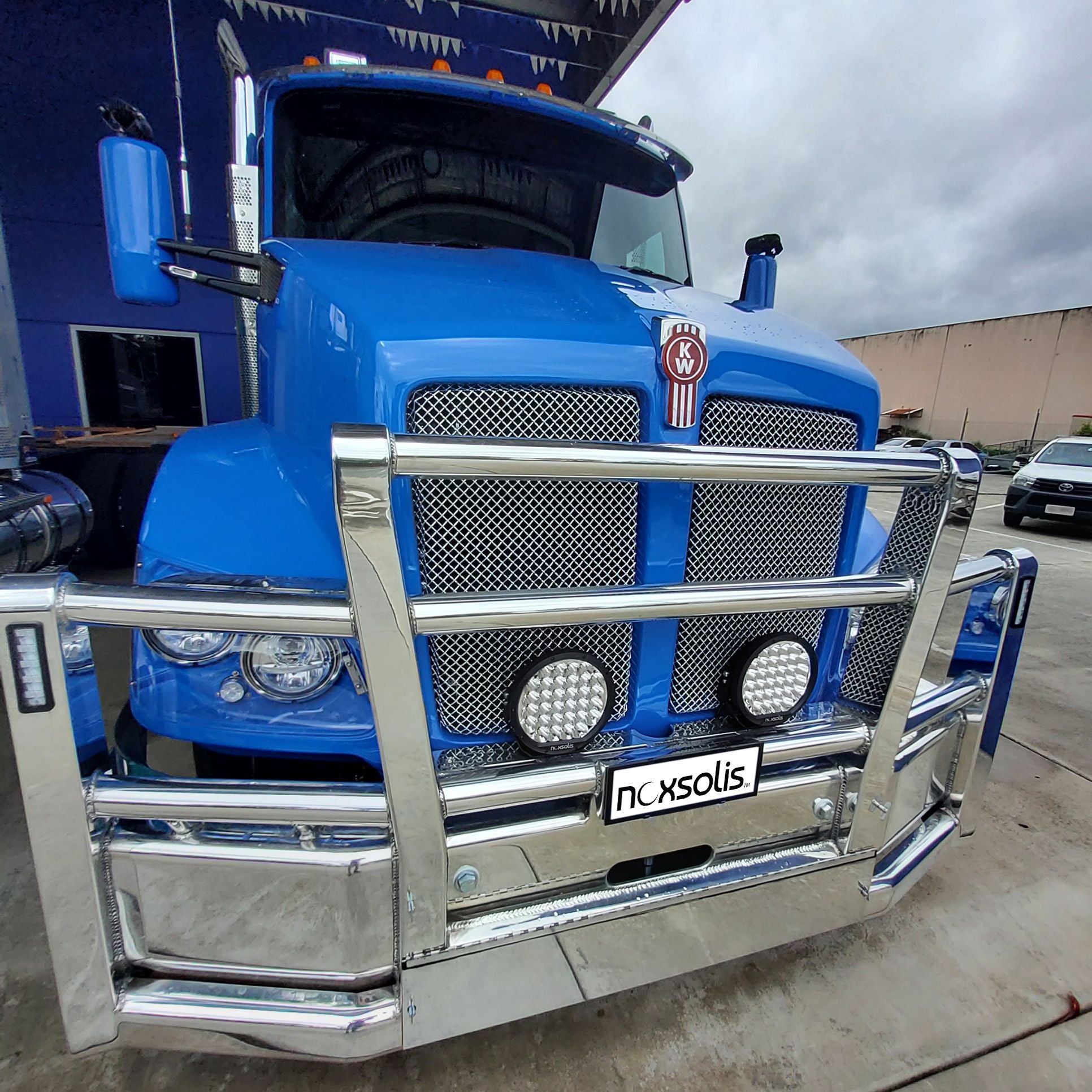 NX920 – 9″ Slimline LED Driving Lights | 19,200 Raw Lumens | Combo Beam (Black Twin Pack)